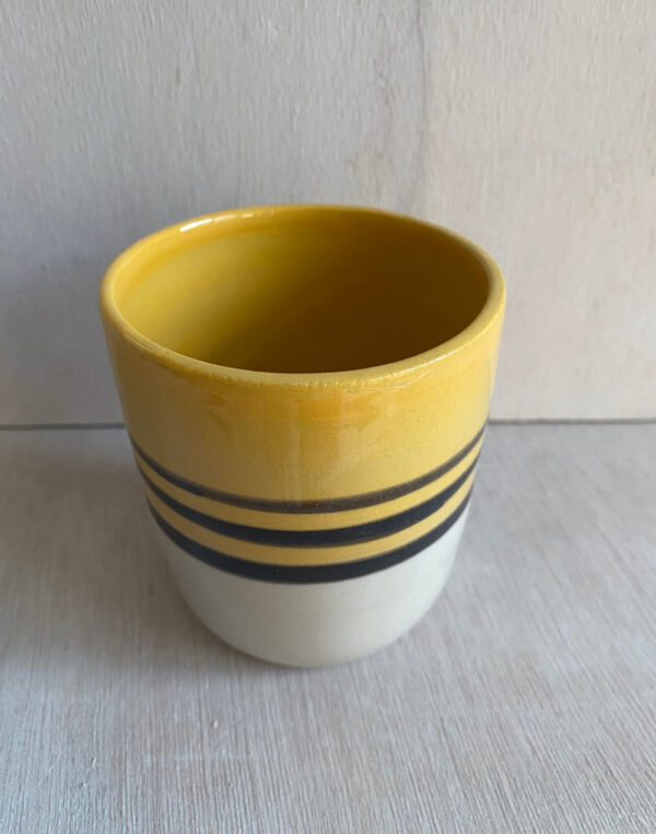 La Pause Argile : tasse Guêpe